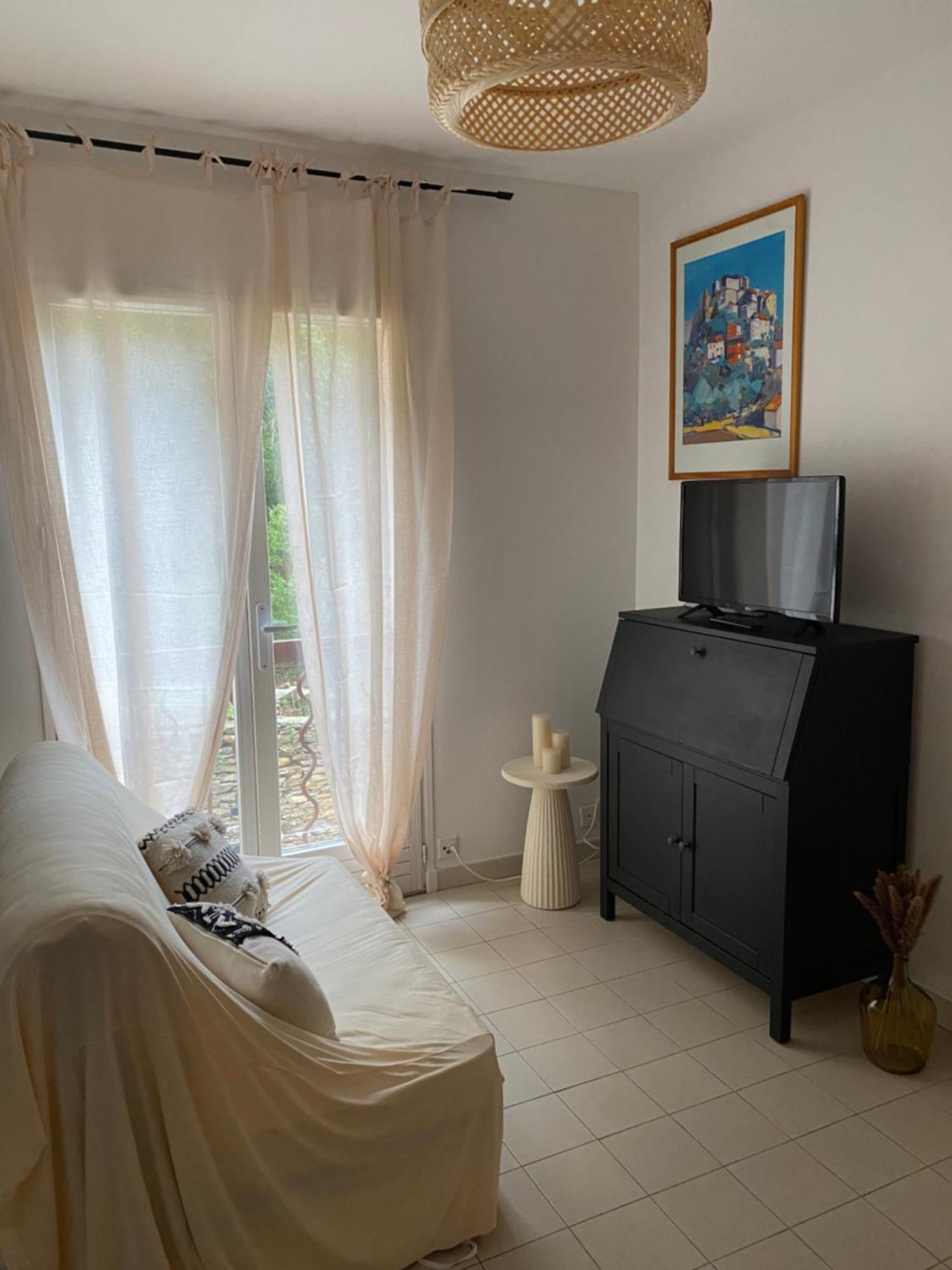 De 28 M2 Apartamento Brando